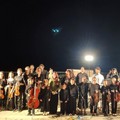 L'orchestra giovanile  "La stravaganza " in concerto sulla banchina di Bisceglie Approdi