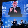  "Libri nel Borgo Antico ", il prof. Moschetta e il sottosegretario Gemmato sul palco di Bisceglie