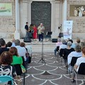 Un viaggio nella memoria con Mariateresa Di Lascia: “Passaggio in ombra” protagonista del nuovo appuntamento di Libridamare