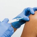 Vaccinazioni anti-Covid, la Puglia sul podio anche in Europa