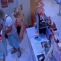 Nuovo furto alla farmacia Silvestris: «Rubati oltre 300 euro di merce»