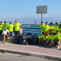 Bisceglie Running ripulisce la spiaggia del Macello: «Circa 20 sacchi di rifiuti in poche ore»