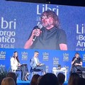 Cruciani senza filtri a Bisceglie:  "Vi presento i miei Ipocriti "