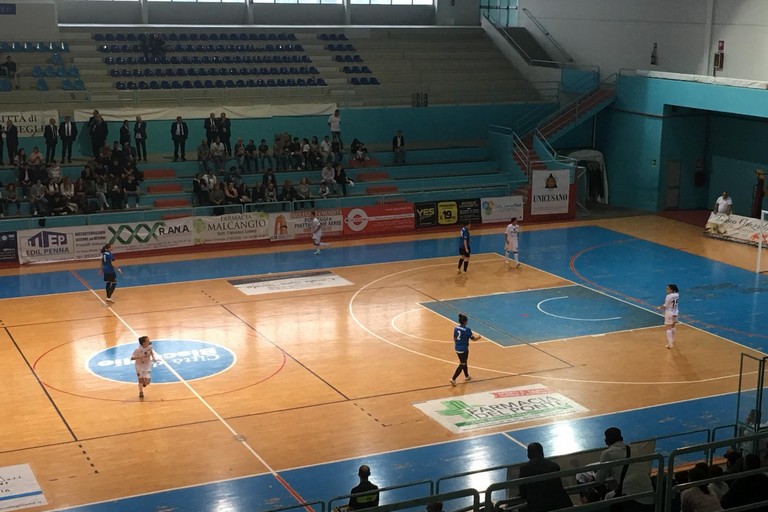 Una fase del match fra Bisceglie Femminile e Olimpus Roma. <span>Foto Luca Ferrante</span>