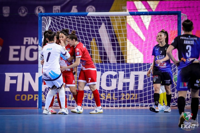 Montesilvano-Bisceglie Femminile. <span>Foto Paola Libralato (Divisione calcio a 5)</span>