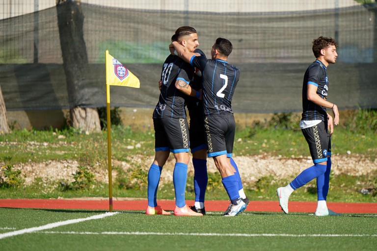 Bisceglie gol Aguilera. <span>Foto Emmanuele Mastrodonato</span>