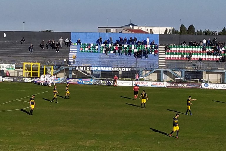 Esultanza dei calciatori del Bisceglie dopo un gol. <span>Foto Vito Troilo</span>