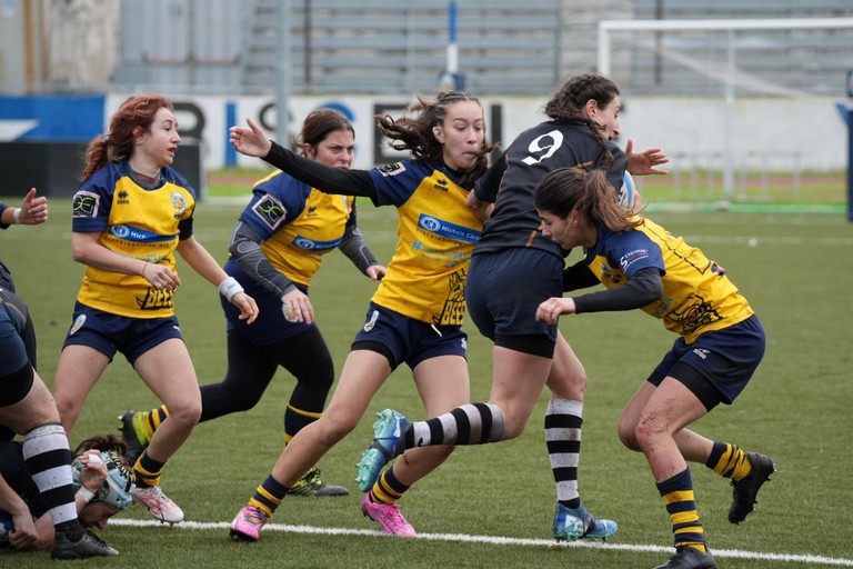 Azione di gioco Bisceglie Rugby-Scandicci. <span>Foto Rino Romanelli</span>