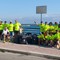 Bisceglie Running ripulisce la spiaggia del Macello: «Circa 20 sacchi di rifiuti in poche ore»