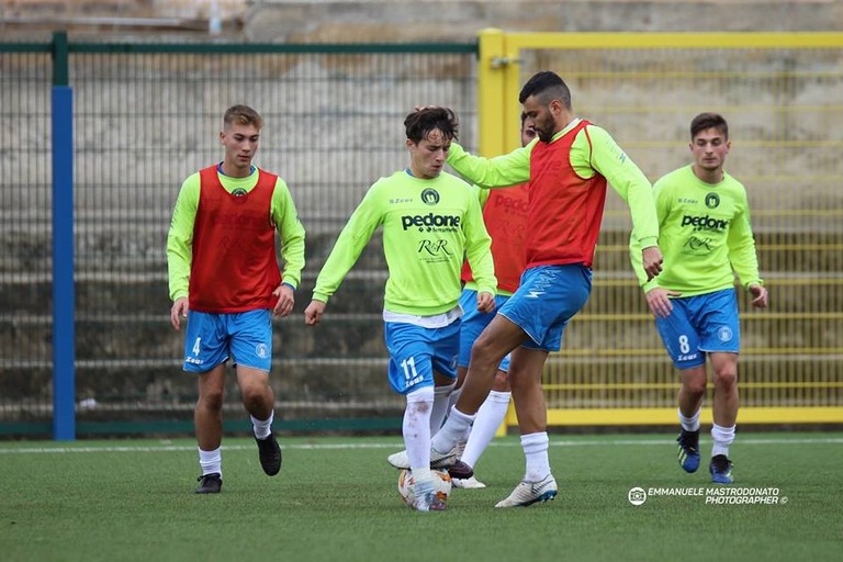 L'Unione Calcio Bisceglie durante un allenamento. <span>Foto Emmanuele Mastrodonato</span>