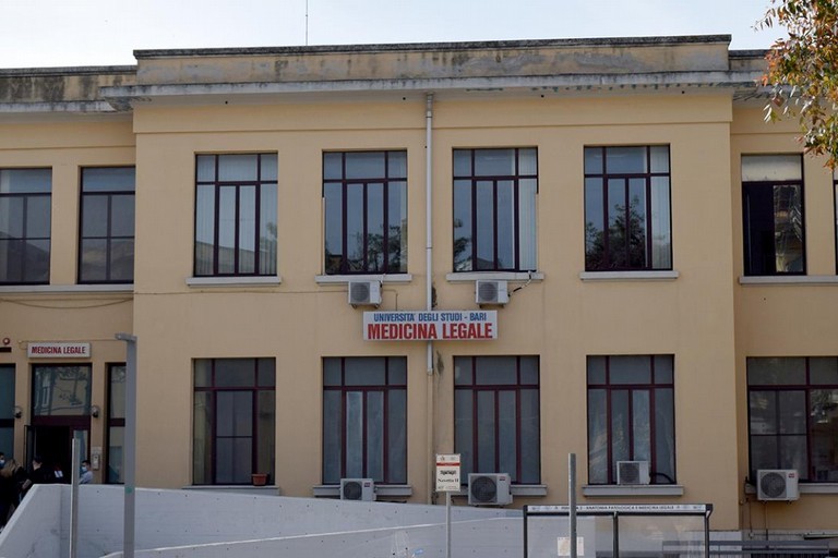 Istituto di medicina legale di Bari