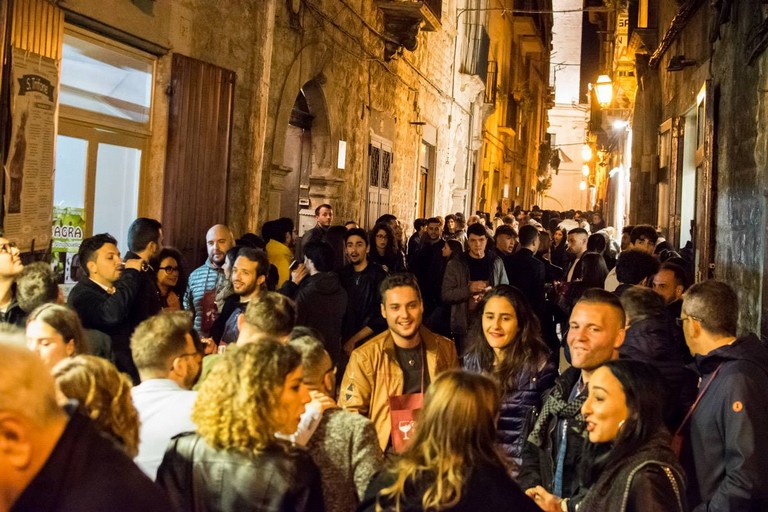 Calici nel borgo antico