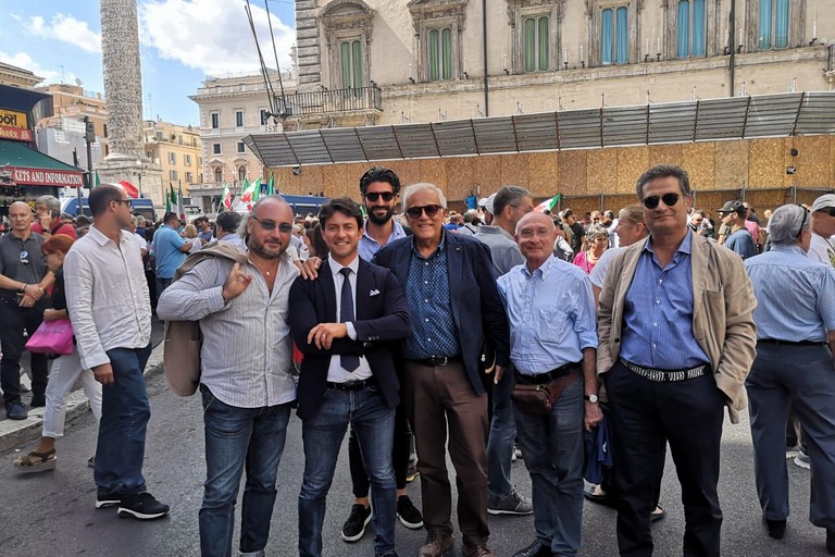 Rocco Prete, Davide Galantino, Francesco Amoruso e Lino Todisco in piazza Montecitorio