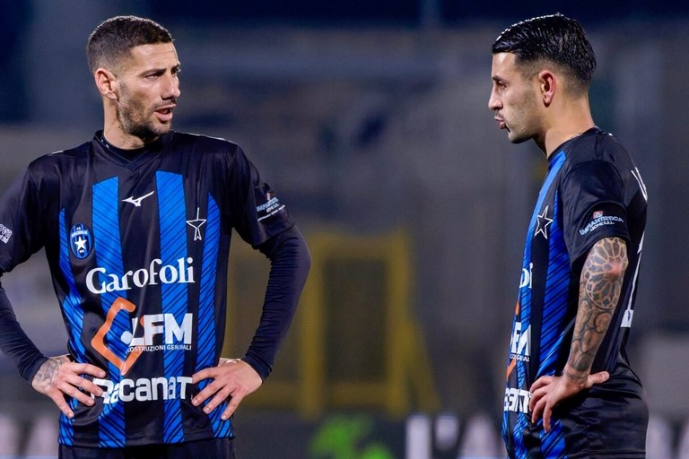 Nicola Citro e Vito Lavopa, Bisceglie Calcio. <span>Foto Emmanuele Mastrodonato</span>