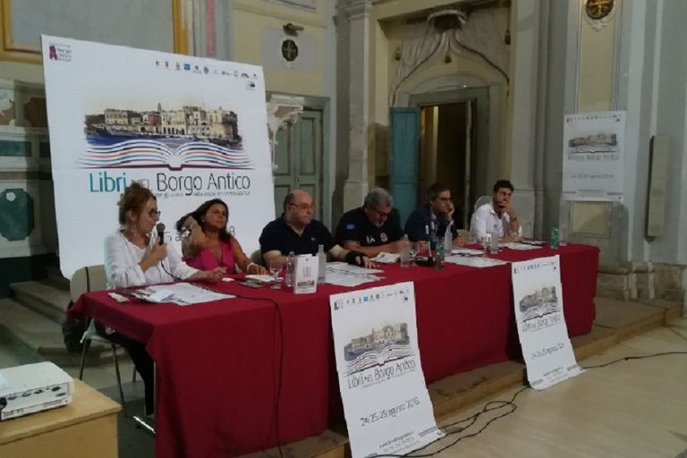 La conferenza di presentazione della nona edizione di Libri nel Borgo Antico. <span>Foto Cristina Scarasciullo</span>