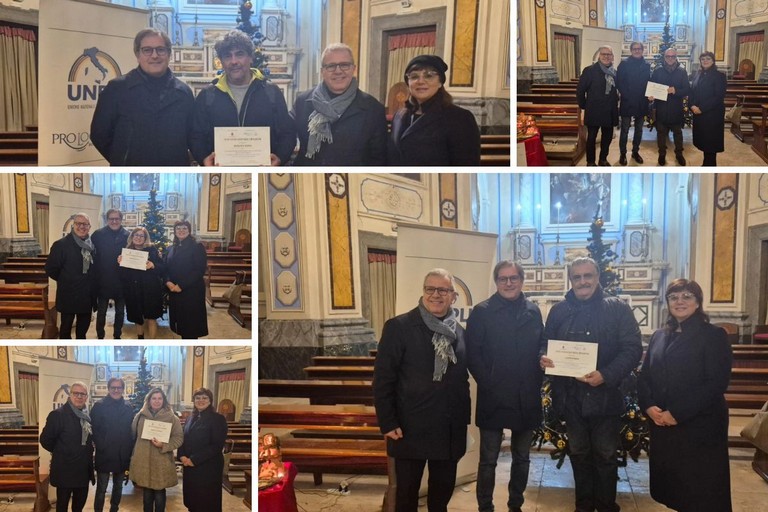 La premiazione della mostra di presepi a Bisceglie