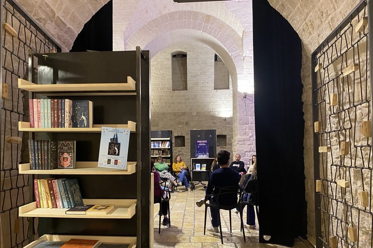 Gruppo di lettura vecchie Segherie Mastrototaro. <span>Foto Serena De Musso</span>