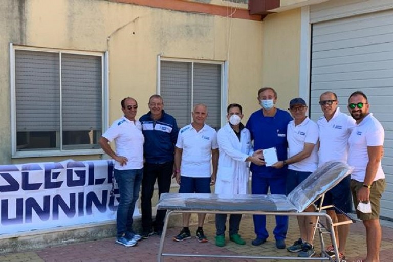 Bisceglie Running dona un lettino al reparto di pediatria del 