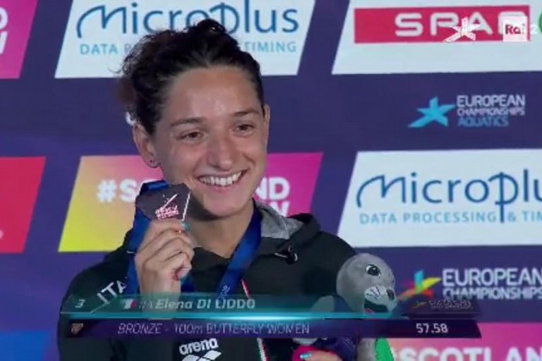 Elena Di Liddo con la medaglia di bronzo vinta a Glasgow