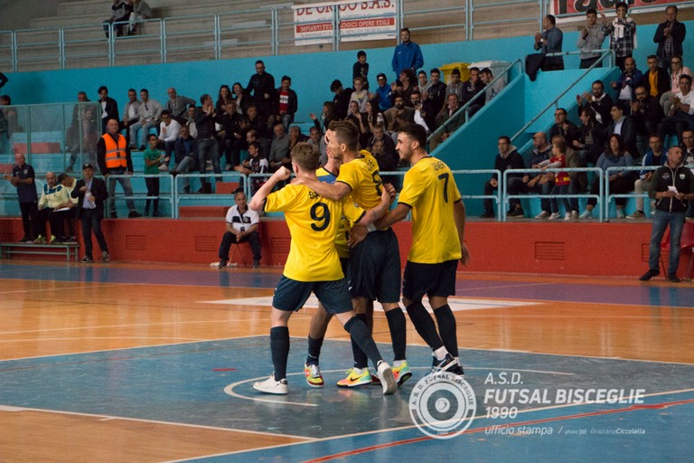 Futsal Bisceglie sconfitto fra le mura amiche. <span>Foto Graziana Ciccolella</span>