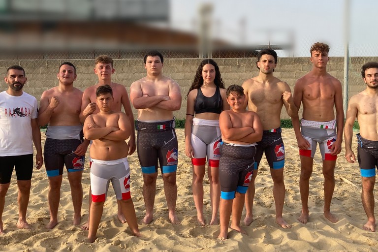 Squadra di Beach wrestling del Team Palomba