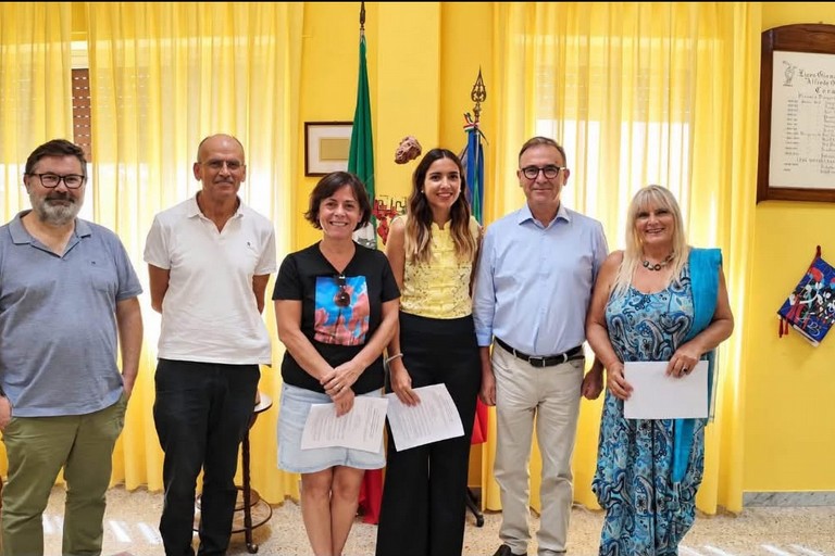 Da sinistra a destra: Giovanni Caputo, Francesco Inchingolo, Vincenza Tedone, Annalisa D’Introno, Francesco Catalano e Pina Catino