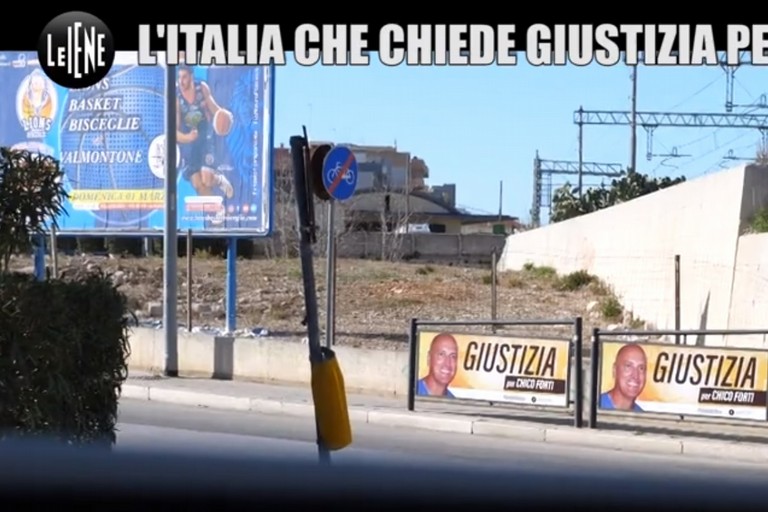 Giustizia per Chico Forti, cartelli anche in via Ruvo a Bisceglie
