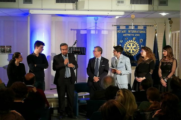 Incontro del Rotary Club Bisceglie sul saggio: 