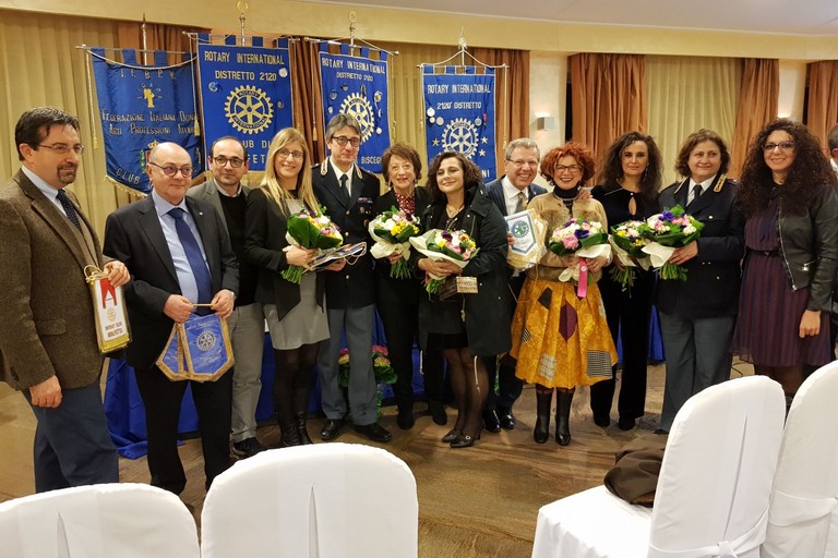 Il Rotary di Bisceglie discute di “Emergenza violenza contro le donne”