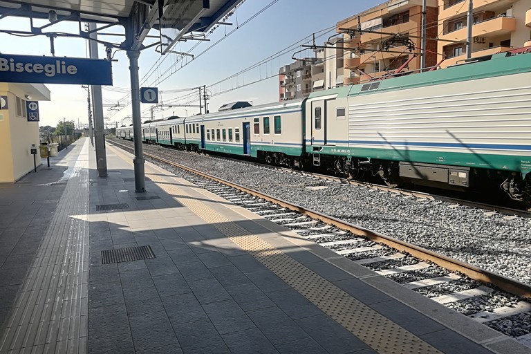 Stazione ferroviaria. <span>Foto Vincenzo Cassano</span>