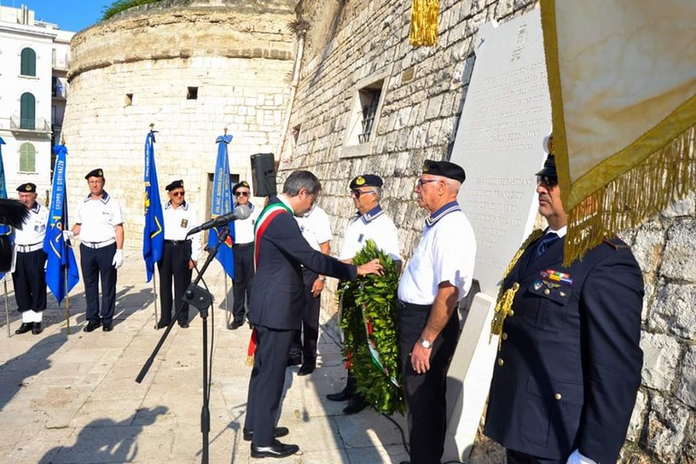 Commemorazione corazzata Roma