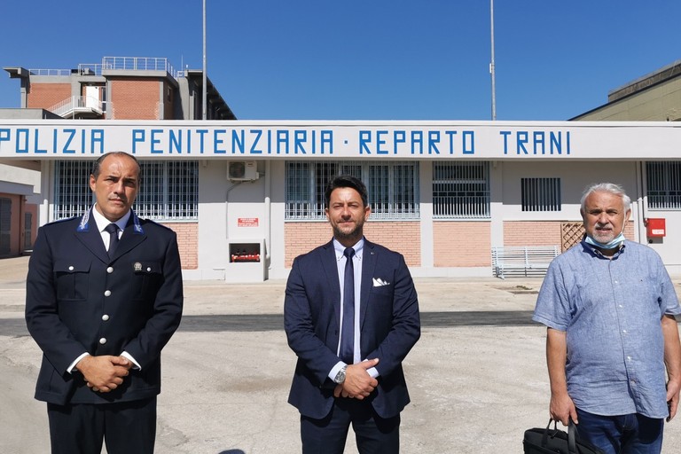 Davide Galantino in visita istituzionale al penitenziario di Trani