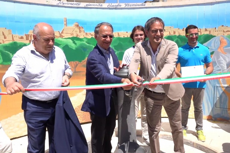 Inaugurazione della fontana di via Imbriani