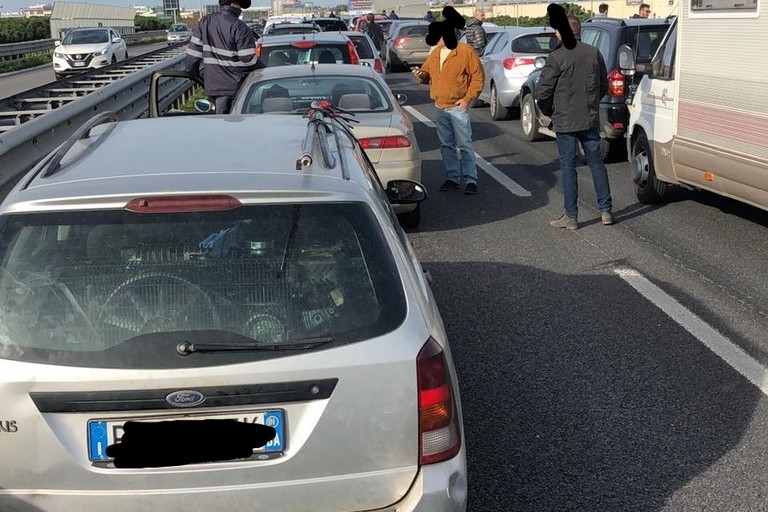 Incidente sulla statale 16 bis in direzione Foggia