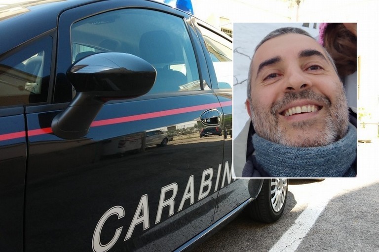 I Carabinieri e, nel riquadro, Valerio Lacalamita