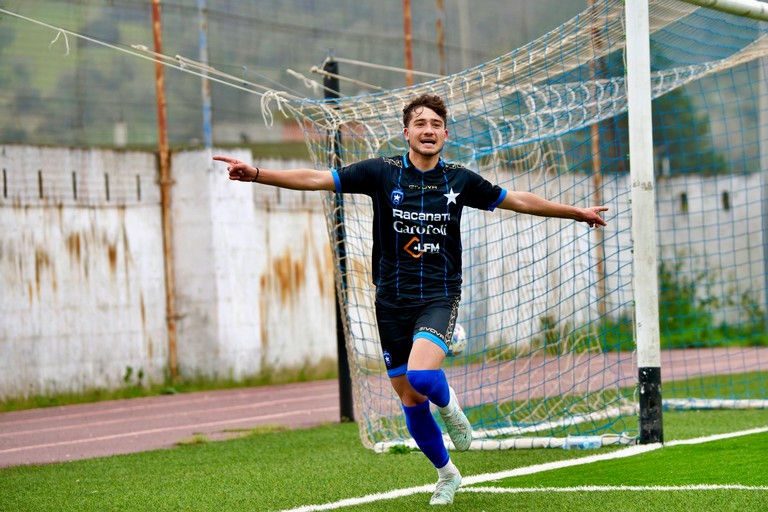 Bisceglie calcio, Lella. <span>Foto Emmanuele Mastrodonato</span>