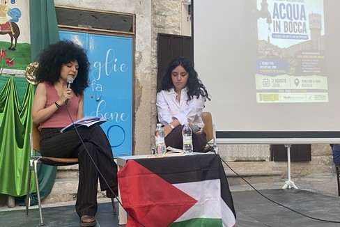 L'intervista a Dora Farina su "Acqua in bocca"