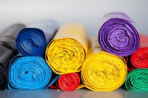 Sacchetti per la raccolta di rifiuti (repertorio)