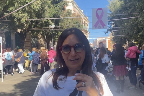 Terza edizione  "Passeggiata in Rosa ", l'iniziativa dell'associazione  "La vita è bella ": le parole di Giulia Dell'Olio