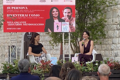 Nina Gigante presenta "Supernova" alle Vecchie Segherie Mastrototaro