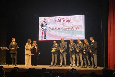 Cerimonia di premiazione "Valore e Memoria" al Teatro Garibaldi - LE INTERVISTE