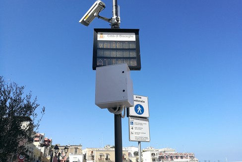 Via la spiaggia