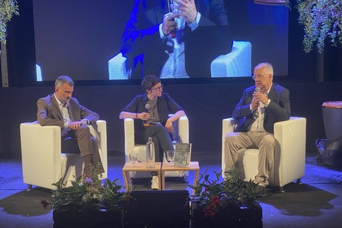 Stregherie: Walter Veltroni presenta "Il bar di Cinecittà" alle Vecchie Segherie Mastrototaro