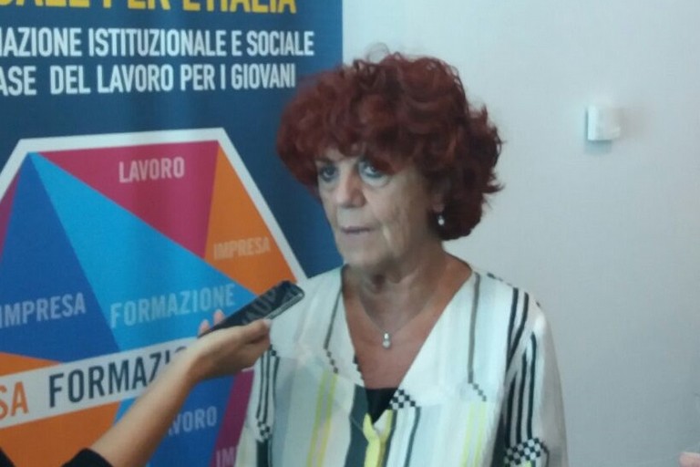 Il ministro dell'istruzione Valeria Fedeli a Bisceglie. <span>Foto Bisceglieviva</span>