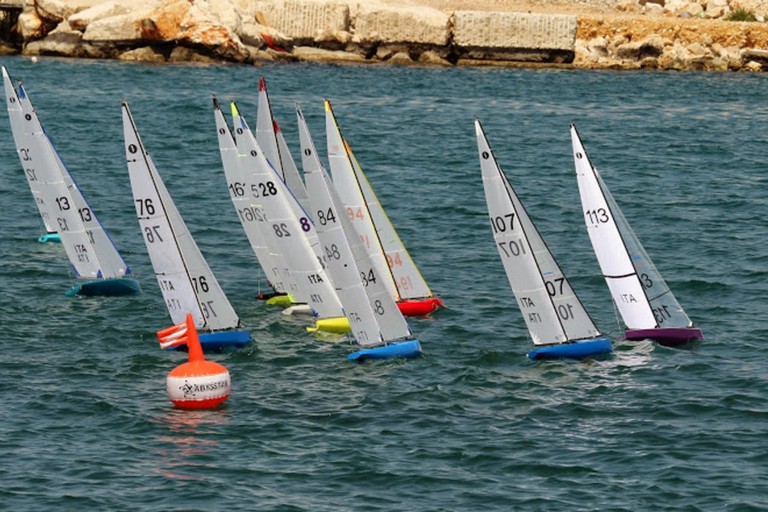 Bisceglie ospita la regata Modelvela