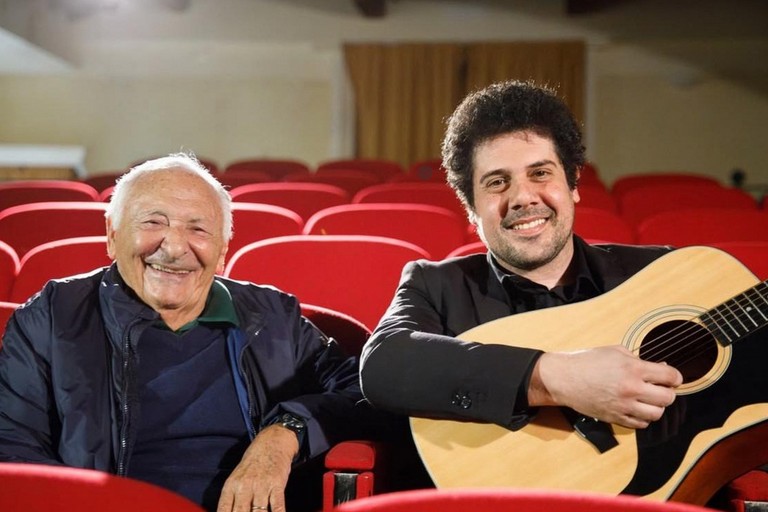 Alla Svevarena arriva Mogol con Gianmarco Carroccia e il loro “Emozioni”