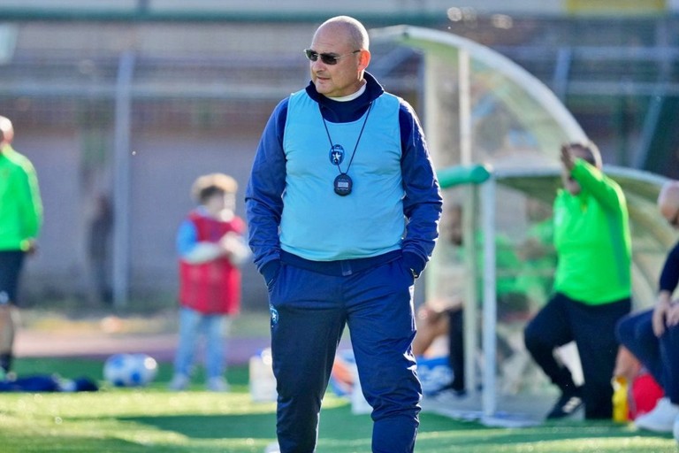 Mister Massimo Pizzulli. <span>Foto Emmanuele Mastrodonato</span>