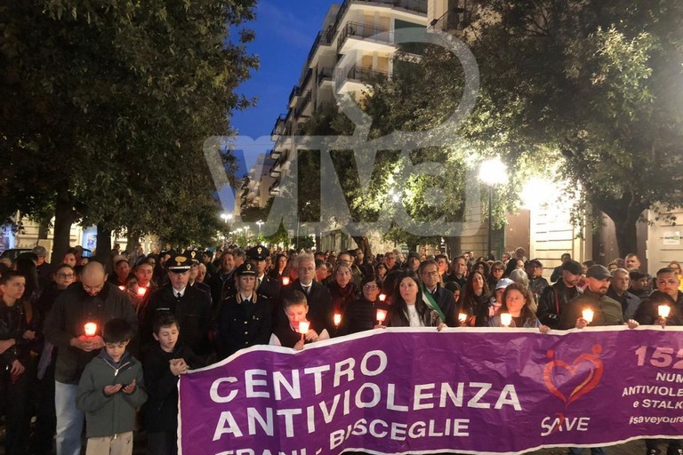 Fiaccolata in ricordo di Patrizia Lamanuzzi