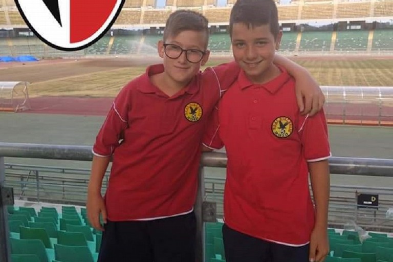 I due piccoli calciatori del Real Bisceglie approdati al Bari