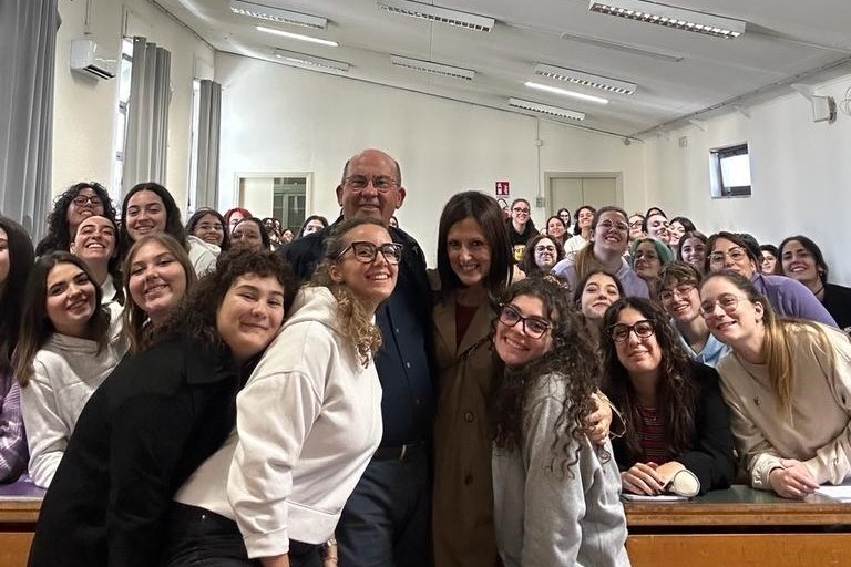 Carcere e reinserimento sociale: Don Riccardo Agresti ospite all'Ateneo di Bari